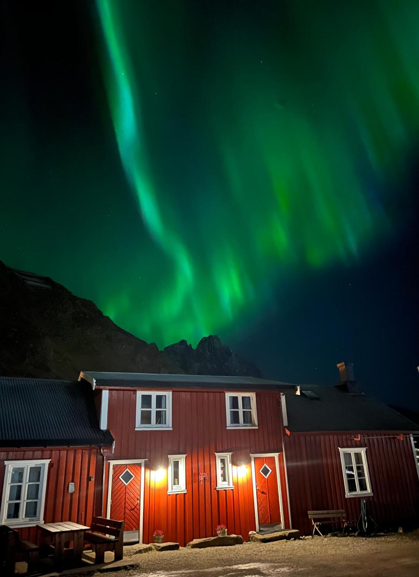 Naustplassen Rorbuer Ballstad Exterior foto